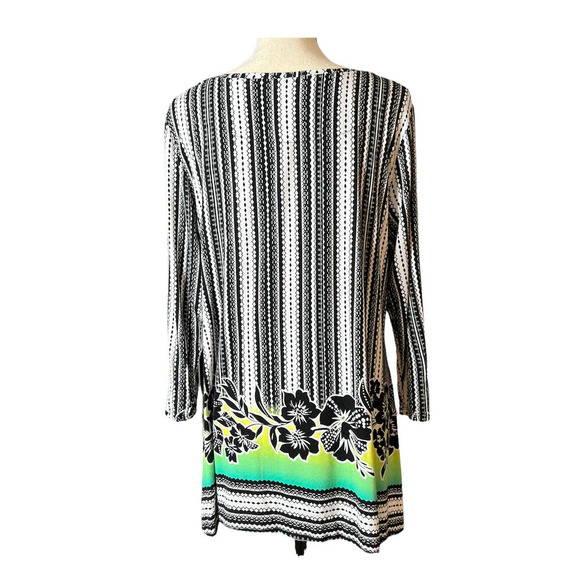 Ruby Rd. Tunic Top in Black White with Floral Bottom in Green Yellow Size Large - Picture 3 of 5